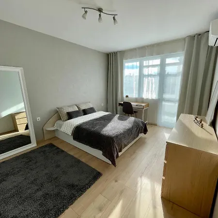 Comfy & Stylish * Varna