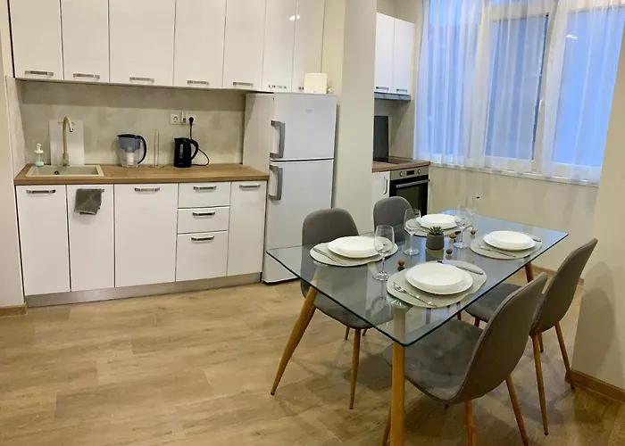 Comfy & Stylish * Varna