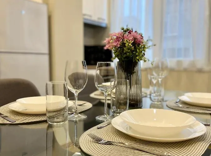 Comfy & Stylish Apartment