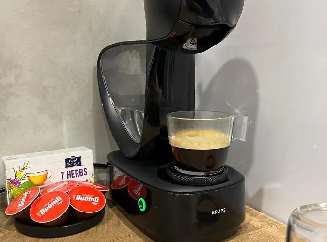 Comfy & Stylish Апартаменты *